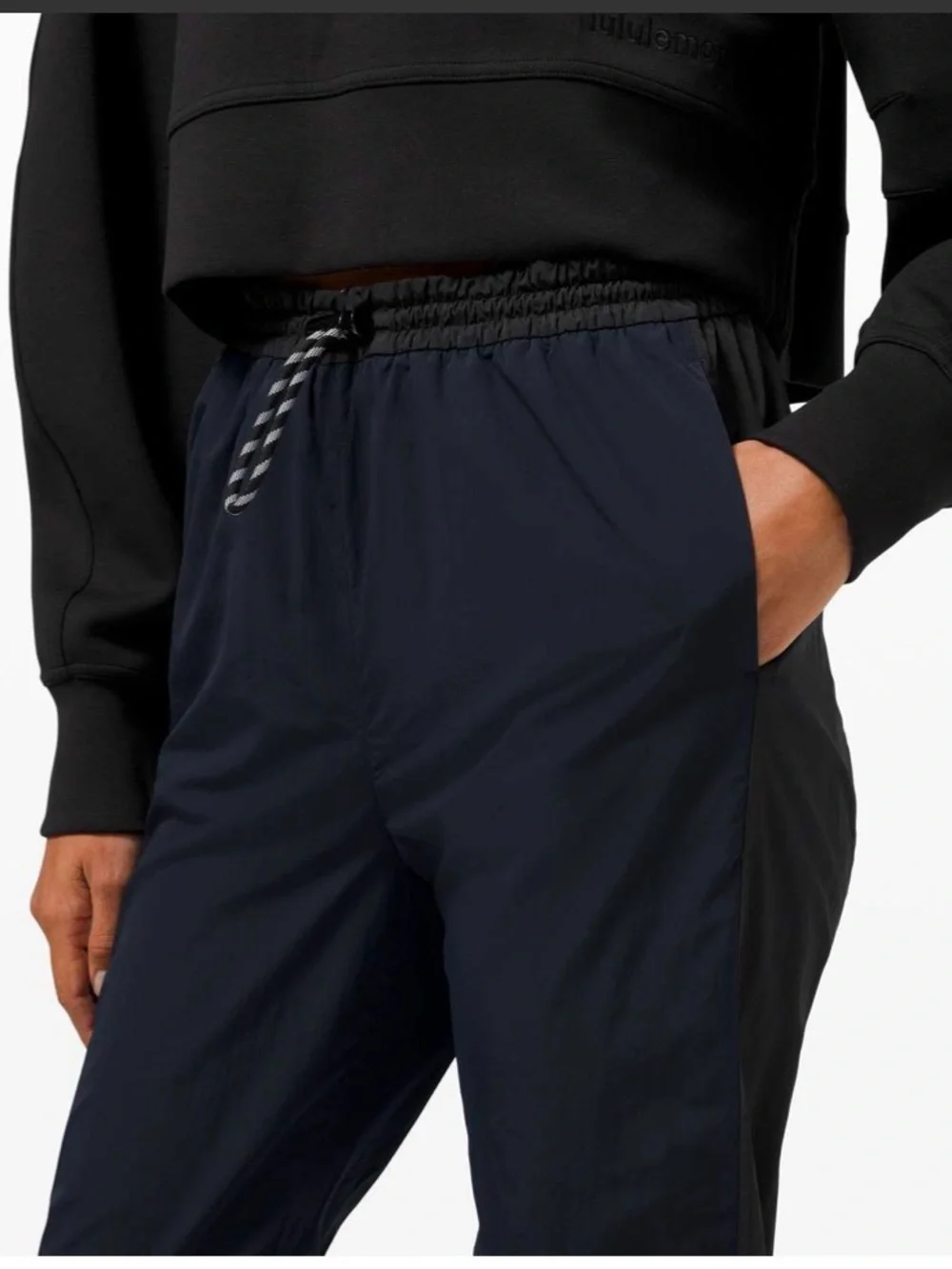 Lululemon Evergreen Track Pant Size 2 Zip Cuffs Running Activewear Pockets Gym